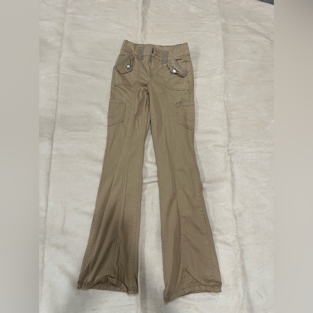 Tan Flared Cargo Pants✨
